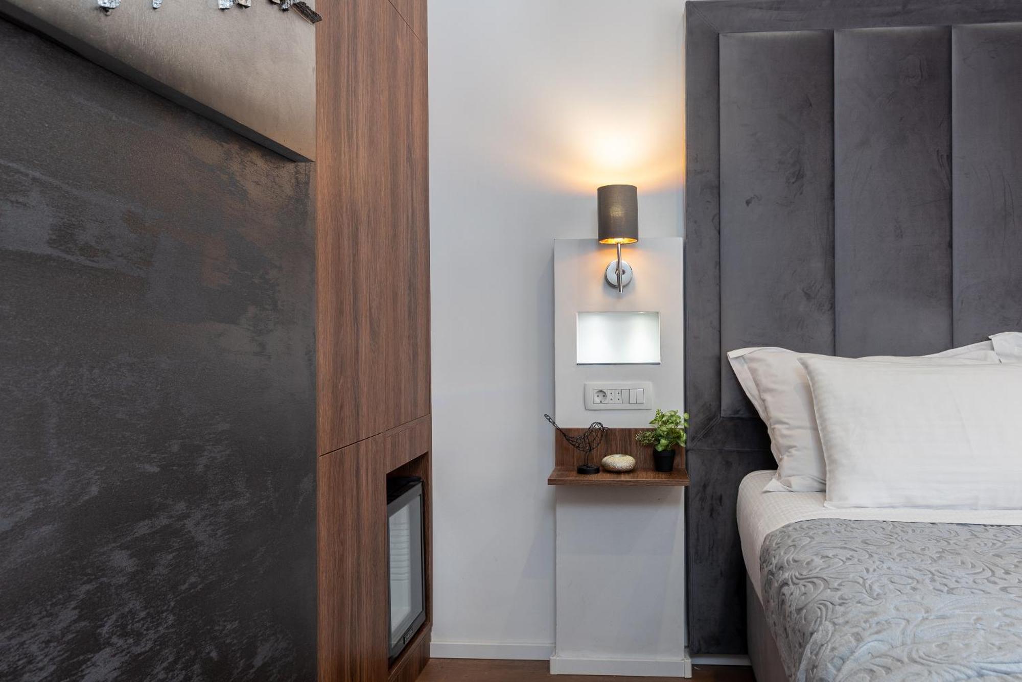 Antares Luxury 1 Gjestgiverier